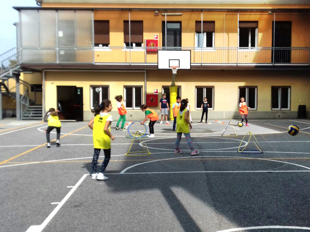Campo esterno educazione motoria